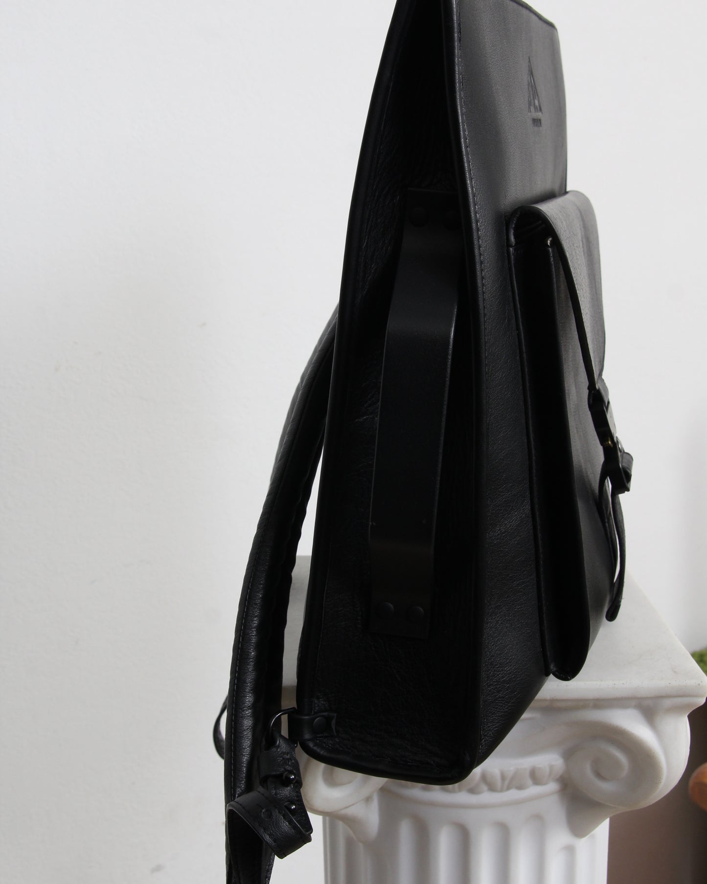 BCM1  Backpack in Color Black